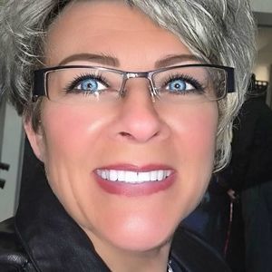 Meet your Posher, Karen